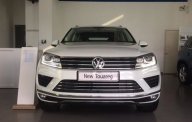 Volkswagen Touareg E  2015 - Cần bán xe Volkswagen Touareg E đời 2015, màu trắng, nhập khẩu giá 2 tỷ 889 tr tại Tp.HCM