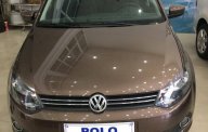 Volkswagen Polo Sedan AT 2015 - Volkswagen Polo Sedan AT sản xuất 2015, màu nâu, nhập khẩu chính hãng, giảm giá, tặng phụ kiện, hỗ trợ trả góp giá 632 triệu tại TT - Huế