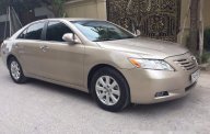 Toyota Camry LE 2006 - Bán Toyota Camry LE đời 2006, màu vàng, nhập khẩu, giá 635tr giá 635 triệu tại Hà Nội