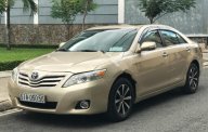 Toyota Camry LE 2.5 2010 - Bán Toyota Camry LE 2.5AT đời 2010, màu vàng, nhập khẩu nguyên chiếc chính chủ giá 920 triệu tại Tp.HCM