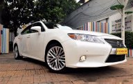 Lexus ES 350 2012 - Bán ô tô Lexus ES 350 đời 2012, màu trắng, xe nhập số tự động giá 2 tỷ 30 tr tại Tp.HCM