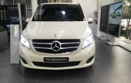 Mercedes-Benz V-Class V20 CDI 2015 - Mercedes Benz V220 CDI, đăng ký lần đầu 08/2015, siêu lướt, thanh toán chỉ 630 triệu nhận xe giá 2 tỷ 50 tr tại Tp.HCM