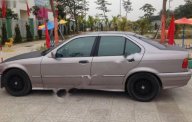 BMW 3 Series 320i 1998 - Cần bán gấp BMW 3 Series 320i đời 1998, màu xám, xe nhập, giá chỉ 123 triệu giá 123 triệu tại Hà Nội