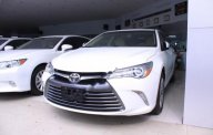 Toyota Camry XLE 2015 - Bán Toyota Camry XLE đời 2015, màu trắng, nhập khẩu   giá 1 tỷ 900 tr tại Tp.HCM