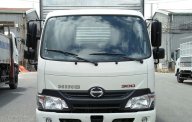 Hino 300 Series xzu 2017 - Giá tải thùng Hino 1,9 tấn XZU650 - bán xe tải Hino 1T9 thùng kín giá 630 triệu tại Bình Dương