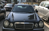 Mercedes-Benz E class  E230  1997 - Cần bán lại xe Mercedes-Benz E class năm 1997 màu đen, nhập khẩu, 168 triệu giá 168 triệu tại Hải Phòng
