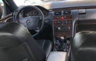 Mercedes-Benz E class E230 2000 - Cần bán xe Mercedes E230 đời 2000, màu đen, xe nhập như mới, giá tốt giá 143 triệu tại Hải Phòng