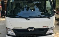 Hino 300 Series XZU720 2018 - Cần bán xe tải Hino 2018 3.4 tấn Euro4 thùng 5m2 giá 639 triệu tại Tp.HCM