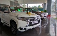 Mitsubishi Pajero Sport 2018 - Bán xe gầm cao Mitsubishi Pajero máy dầu giá tốt, xe màu trắng có sẵn giao ngay ở Quảng Bình giá 1 tỷ 60 tr tại Quảng Bình