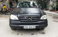 Mercedes-Benz ML Class ML320 2002 - Cần bán gấp xe Mercedes ML320 sản xuất năm 2002, đăng ký lần đầu 2007, số tự động, máy xăng, màu đen giá 360 triệu tại Hà Nội