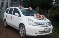 Nissan Livina 2011 - Bán ô tô Nissan Livina đời 2011, màu trắng, nhập khẩu nguyên chiếc giá 220 triệu tại Đắk Lắk