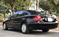 Mercedes-Benz E class E240 2004 - Cần bán xe Mercedes E240 sản xuất 2004, màu đen chính chủ giá 305 triệu tại Tp.HCM