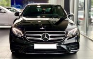 Mercedes-Benz E class   2019 - Cần bán Mercedes E300 AMG sản xuất 2019, màu đen giá 2 tỷ 833 tr tại Khánh Hòa