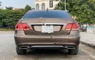 Mercedes-Benz E class   2013 - Bán xe cũ Mercedes E200 đời 2013, màu nâu giá 999 triệu tại Hà Nội