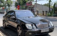 Mercedes-Benz E class 2004 - Cần bán lại xe Mercedes E240 năm 2004, màu đen giá cạnh tranh giá 285 triệu tại Bình Dương