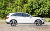 Mercedes-Benz GLC-Class GLC 200 2020 - Bán ô tô Mercedes GLC 200 năm sản xuất 2020, màu trắng giá 1 tỷ 749 tr tại Khánh Hòa