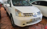 Nissan Livina     2012 - Cần bán lại xe Nissan Livina 2012, màu trắng xe gia đình giá 202 triệu tại Tp.HCM