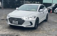 Hyundai Elantra AT 2018 - Bán Hyundai Elantra AT năm 2018, màu trắng chính chủ giá 520 triệu tại Đà Nẵng