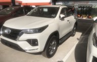 Cần bán xe Toyota Fortuner 2.7AT 4x2 2021, màu trắng, nhập khẩu giá 1 tỷ 110 tr tại Tp.HCM