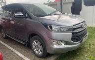Cần bán lại xe Toyota Innova E sản xuất năm 2018, màu xám giá 530 triệu tại Hải Phòng
