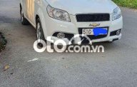 Chevrolet Aveo MT 2017 - Cần bán gấp Chevrolet Aveo MT năm 2017, màu trắng  giá 240 triệu tại Tp.HCM