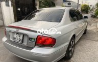 Hyundai Sonata 2.0 MT 2003 - Cần bán lại xe Hyundai Sonata 2.0 MT năm 2003, màu bạc, nhập khẩu giá 135 triệu tại Tp.HCM