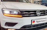 Volkswagen Tiguan 2022 - [Volkswagen Vũng Tàu ]Tiguan Luxury S 2022 màu Trắng, động cơ 2.0 Turbo, SUV 7 chỗ gầm cao cho gia đình, dẫn động 2 cầu giá 1 tỷ 929 tr tại Đắk Lắk