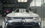 Bán Mitsubishi Outlander 2.0 năm sản xuất 2022, màu trắng giá 825 triệu tại Tp.HCM