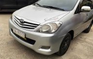 Toyota Innova 2009 - Màu bạc xe gia đình, giá chỉ 250 triệu giá 250 triệu tại Hòa Bình