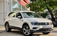 Volkswagen Tiguan Allspace 2022 2022 - Volkswagen Tiguan Luxury S 2022 màu Trắng - Giao ngay, khuyến mãi tháng 12: 50% phí trước bạ và Quà tặng giá 1 tỷ 929 tr tại Tp.HCM