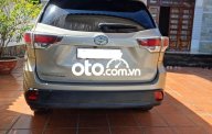 Toyota Highlander   LE 2.7 2016 2016 - Toyota Highlander LE 2.7 2016 giá 1 tỷ 590 tr tại Bình Dương