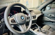 BMW 320i 2022 - Ưu đãi cực lớn tiền mặt + phụ kiện chính hãng BMW sẵn xe tại showroom giao ngay giá 1 tỷ 529 tr tại Hà Nội