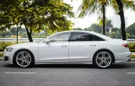 Audi S8 2020 - Chính chủ bán xe Sedan thể thao sang trọng sản xuất 2020 giá 7 tỷ 999 tr tại Hà Nội