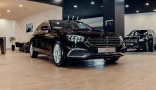 Mercedes-Benz E200 Exclusive 2022 - Xe giao ngay đủ màu giá 2 tỷ 310 tr tại Tp.HCM