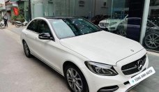 Cần bán xe Mercedes C200 AT năm sản xuất 2015, màu trắng giá 868 triệu tại Thanh Hóa