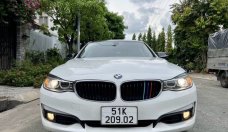 BMW 320i 2015 - Màu trắng giá 880 triệu tại Tp.HCM