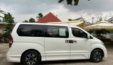 Hyundai Starex 2013 - Hyundai Starex H1 Limousine 7 chỗ 2013 số tự động, máy xăng 2.4 giá 570 triệu tại Tp.HCM