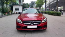 Mercedes-Benz C200 C200 2019 - Bán xe ô tô Mercedes C200 đời 2019, màu đỏ, xe gia đình 1 chủ từ mới giá 865 triệu tại Hà Nội