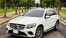 Mercedes-Benz GLC 300 2019 - Cần bán xe Mercedes GLC300 đời 2019, màu trắng nâu giá 1 tỷ 360 tr tại Hà Nội