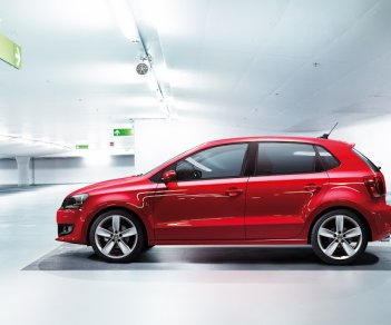 Volkswagen Polo 2015 2015 - Cần bán Volkswagen Polo 2015 2015, màu đỏ, nhập khẩu  