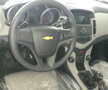 Chevrolet Cruze LT 2017 - Bán Cruze LT 2017 khuyến mãi cực lớn đến 50 triệu, ưu đãi đặc biệt về giá chiết khấu cho khách hàng Đồng Nai