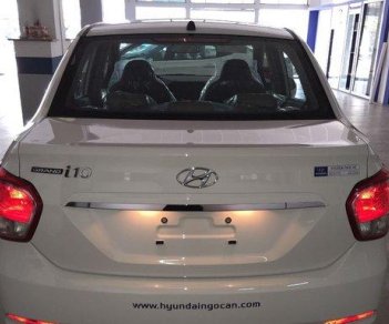 Hyundai i10    Grand  2016 - Bán Hyundai i10 Grand năm 2016, màu trắng