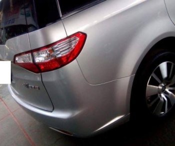 Luxgen M7 2010 - Cần bán lại xe Luxgen M7 đời 2010, màu bạc, nhập khẩu số tự động