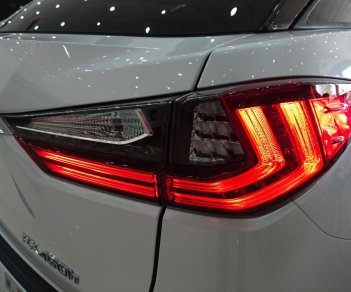 Lexus RX450 Hybrid 2016 - Giao ngay Lexus RX450h 2016 màu trắng, bản full options, giấy tờ đăng ký ngay, giá tốt