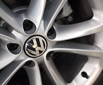 Volkswagen Scirocco 2016 - Cần bán xe Volkswagen Scirocco năm 2016, màu trắng, nhập khẩu nguyên chiếc. LH 0978877754