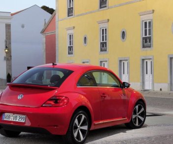 Volkswagen Beetle   2016 - Bán Volkswagen Beetle 2016 đời 2016, màu đỏ, xe nhập