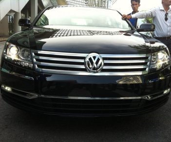 Volkswagen Phaeton 2013 - Bán Volkswagen Phaeton đời 2013, màu đen, nhập khẩu chính hãng duy nhất 1 chiếc tại Việt Nam