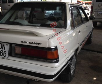 Toyota Camry   1982 - Bán Toyota Camry cũ, màu trắng, nhập khẩu chính hãng