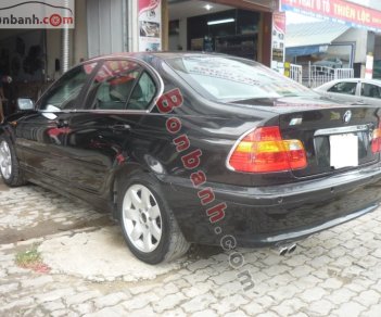 BMW 3 Series 325i 2002 - Cần bán xe BMW 3 Series 325i đời 2002, màu đen xe gia đình