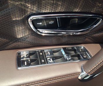 Bentley Continental Flying Spur 2015 - Bán Bentley Continental Flying Spur sản xuất 2015, màu kem (be), nhập khẩu chính hãng